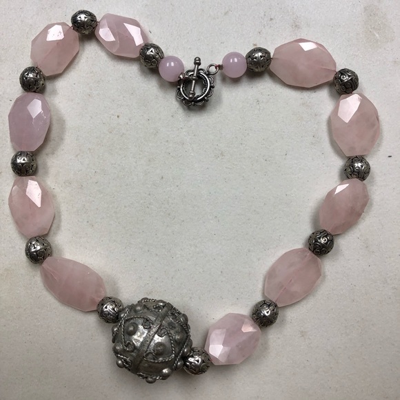 Unique Rose Necklace & Bracelet - Picture 1 of 7